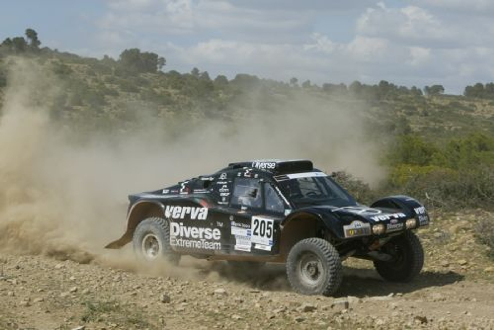 Rajd Tunezji - Awaria Buggy zmusiła Komornickiego i Martona do wycofania się z rajdu