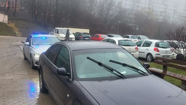 Niektórzy kierowcy nic sobie nie robią z sądowych zakazów. Ten uzbierał aż siedem