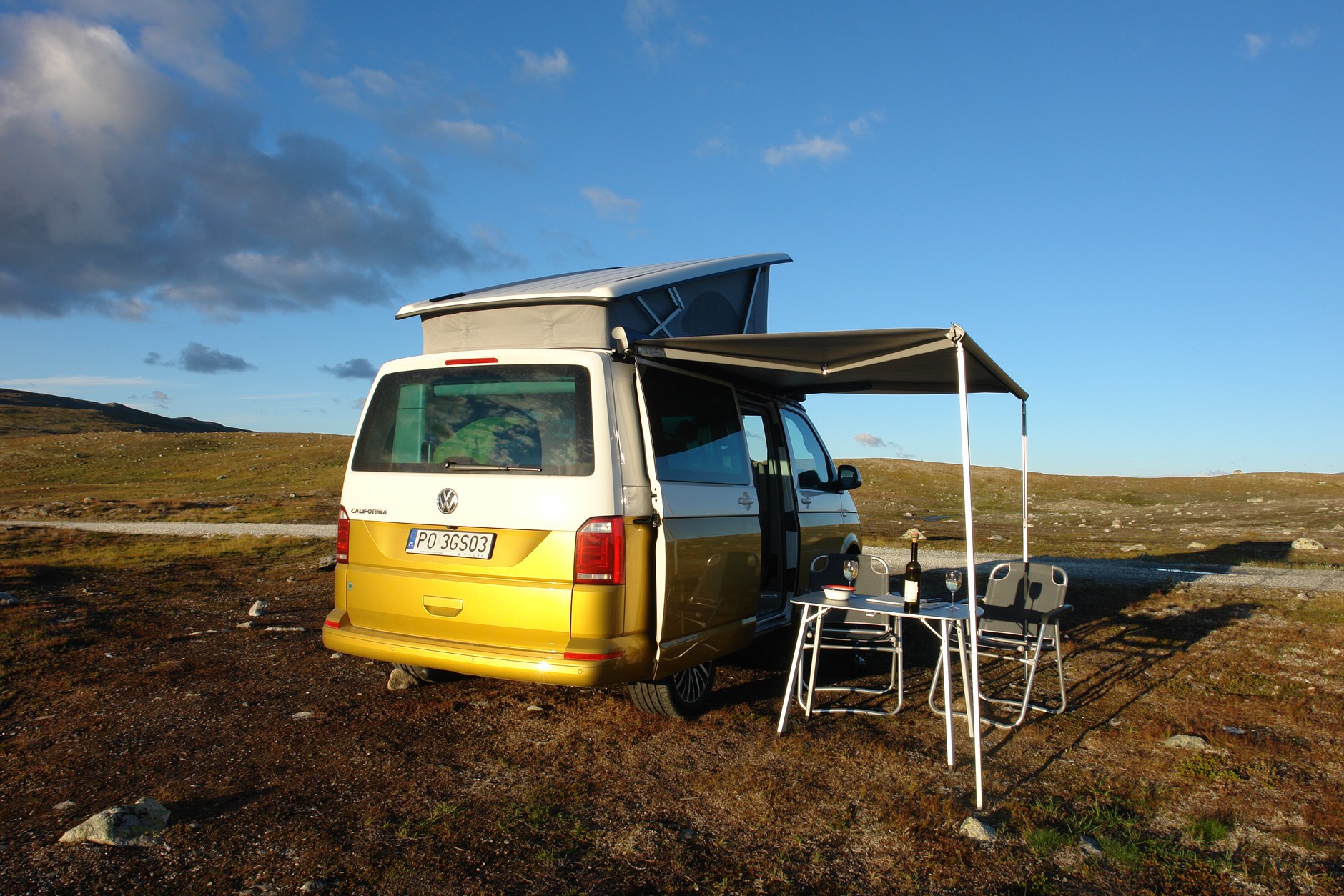 Volkswagen Califroania Ocena w krainie fiordów i trolli