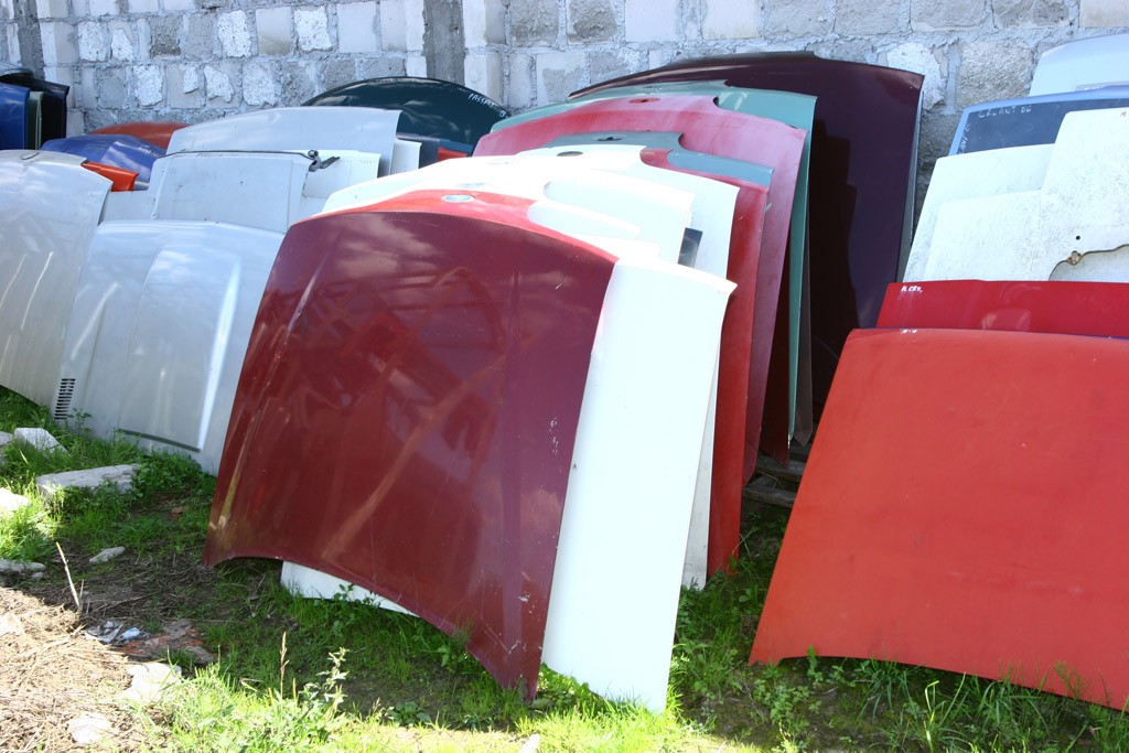 Używane oryginalne części blacharskie są lepszą alternatywą tanich zamienników