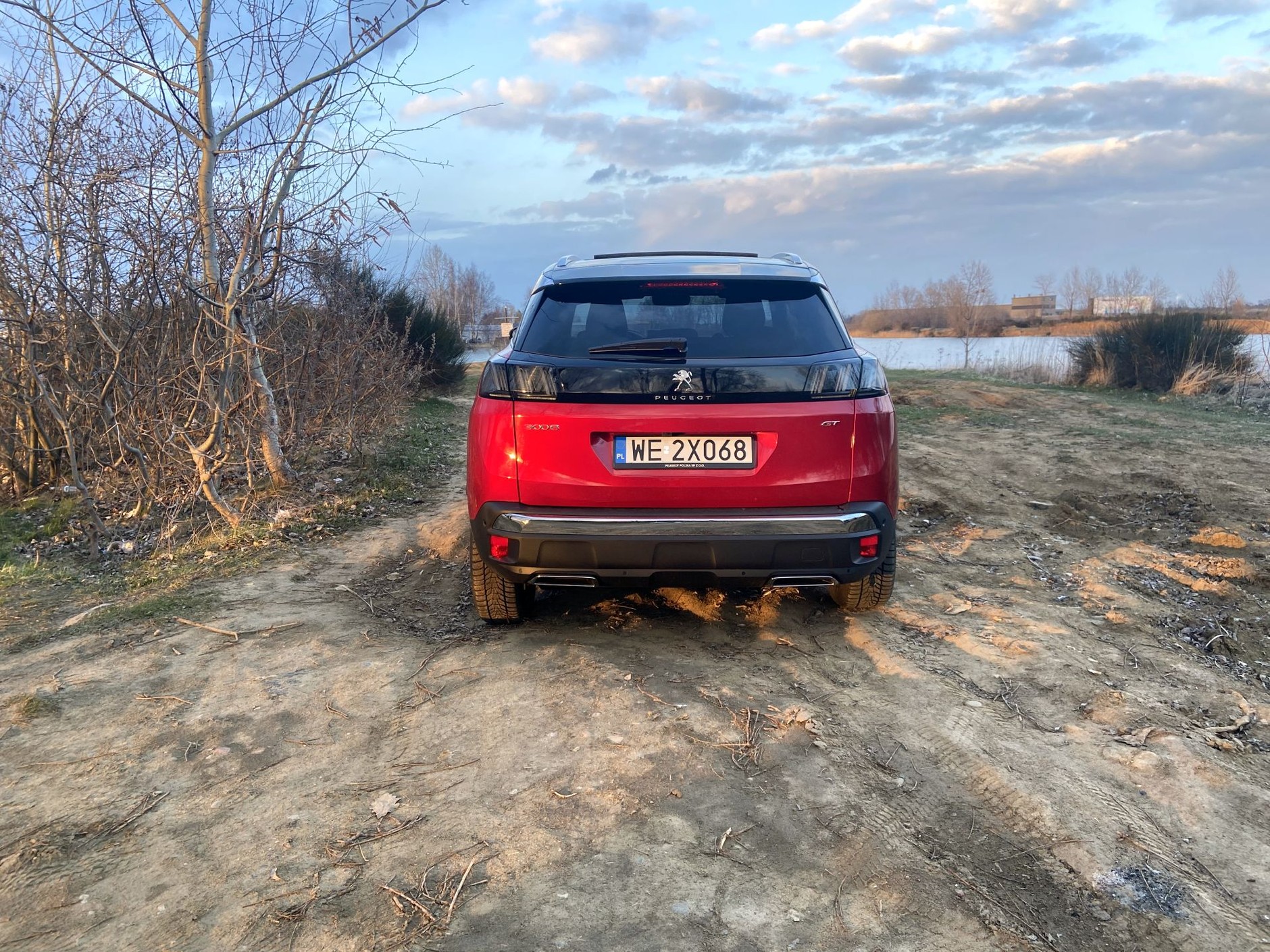 Peugeot 3008 GT pokazał kły - czyli, SUV widoczny w tłumie