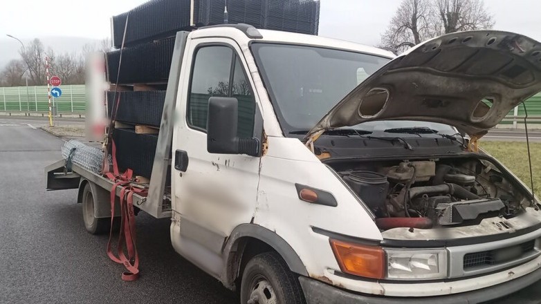Iveco było przeładowane i miało złe numery VIN