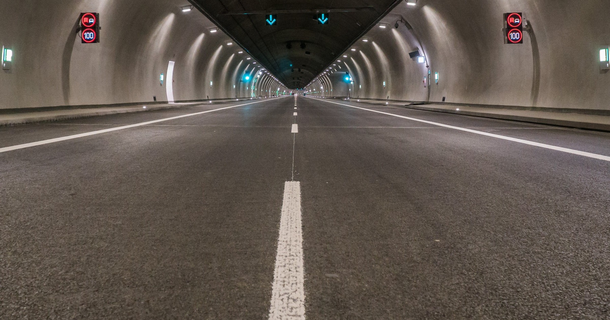 Tunel na zakopiance w ciągu drogi ekspresowej S7
