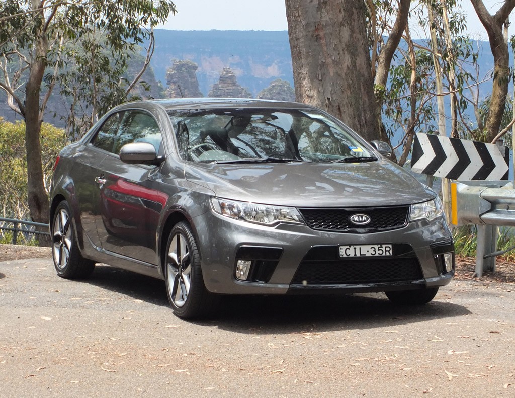 Kia Cerato Koup: jak jeździ australijska Kia