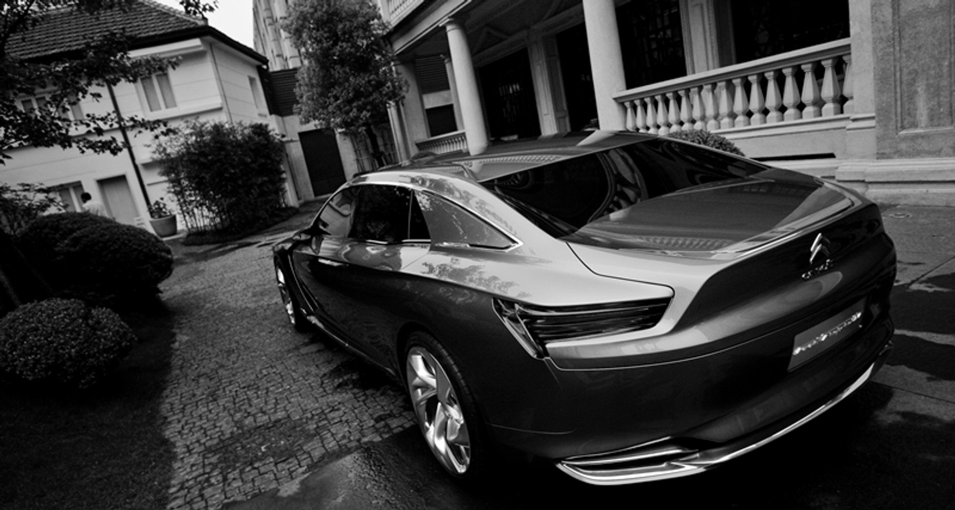 Citroen DS9 – znowu sobie Francuzi pogrywają tak jak BMW i Audi?