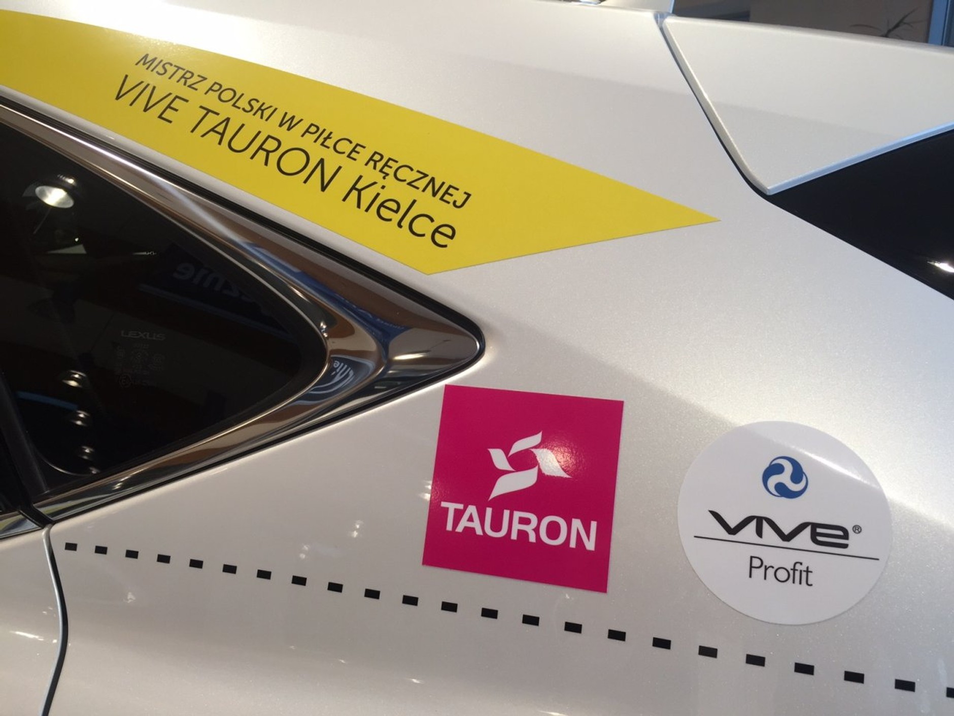 Lexusy dla ligowych szczypiornistów