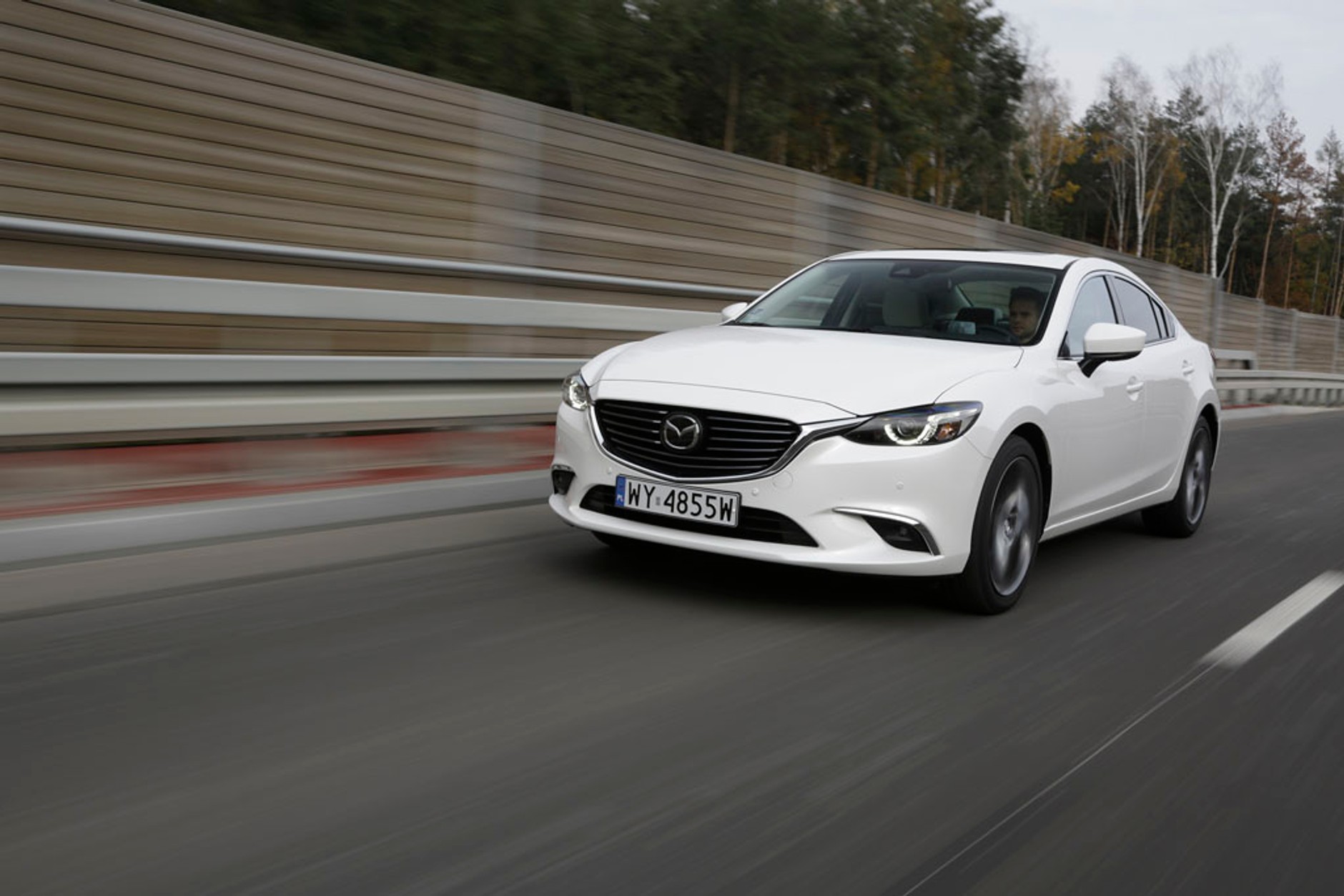 Mazda 6 2.5 Skyactiv-G - aż się prosi o tylny napęd!