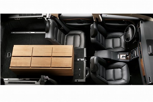 Nadchodzi V70
