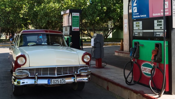 Pięciokrotny wzrost cen benzyny. Kryzys ekonomiczny na Kubie daje o sobie mocno znać
