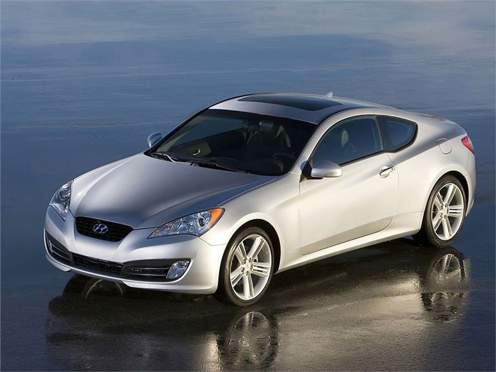 Hyundai Genesis Coupé: pierwsze zdjęcia