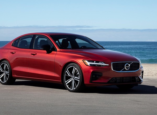 Nowe Volvo S60 – przyjemność z jazdy