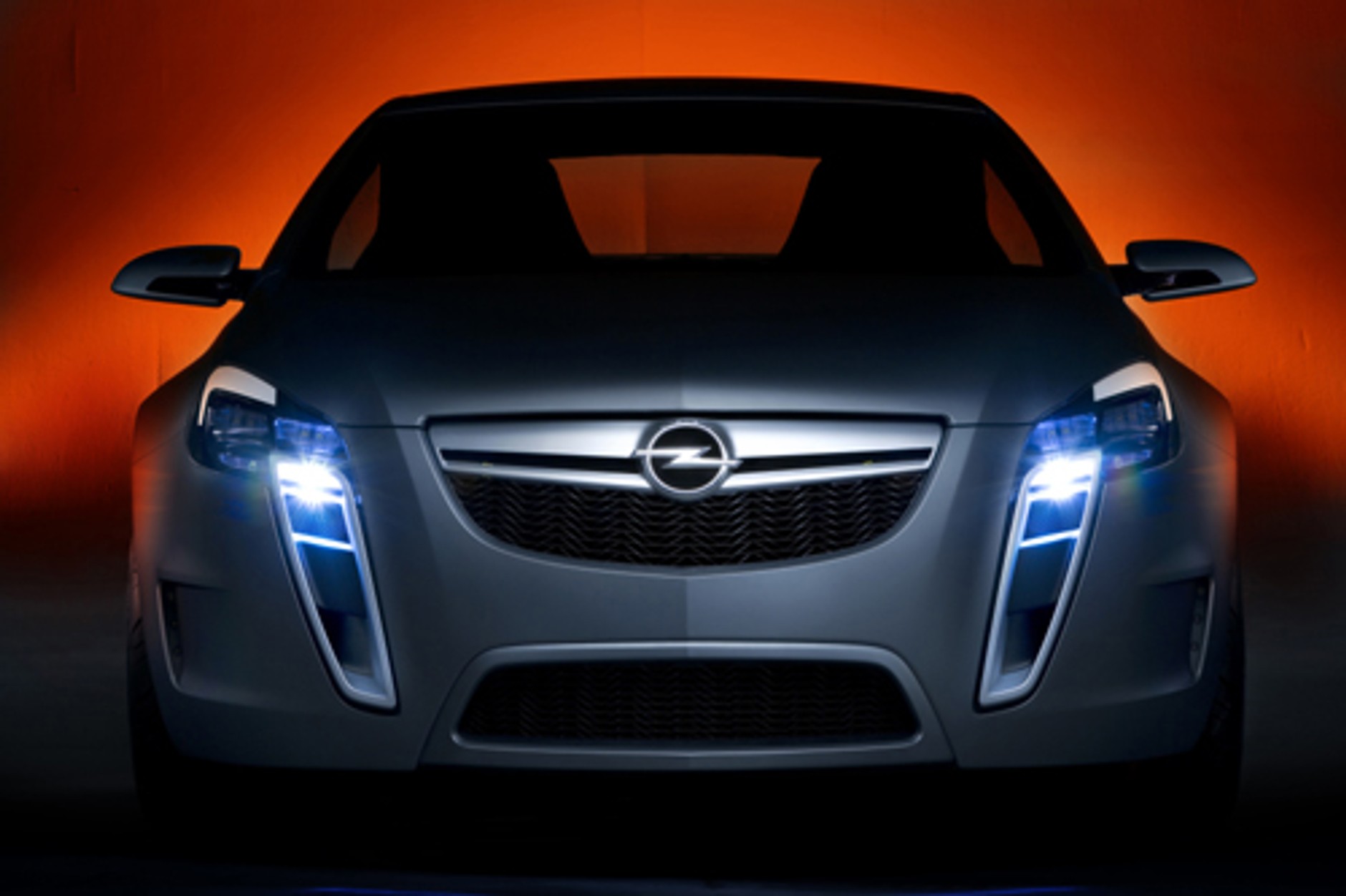 Opel GTC Concept - Nowy, drapieżny świat