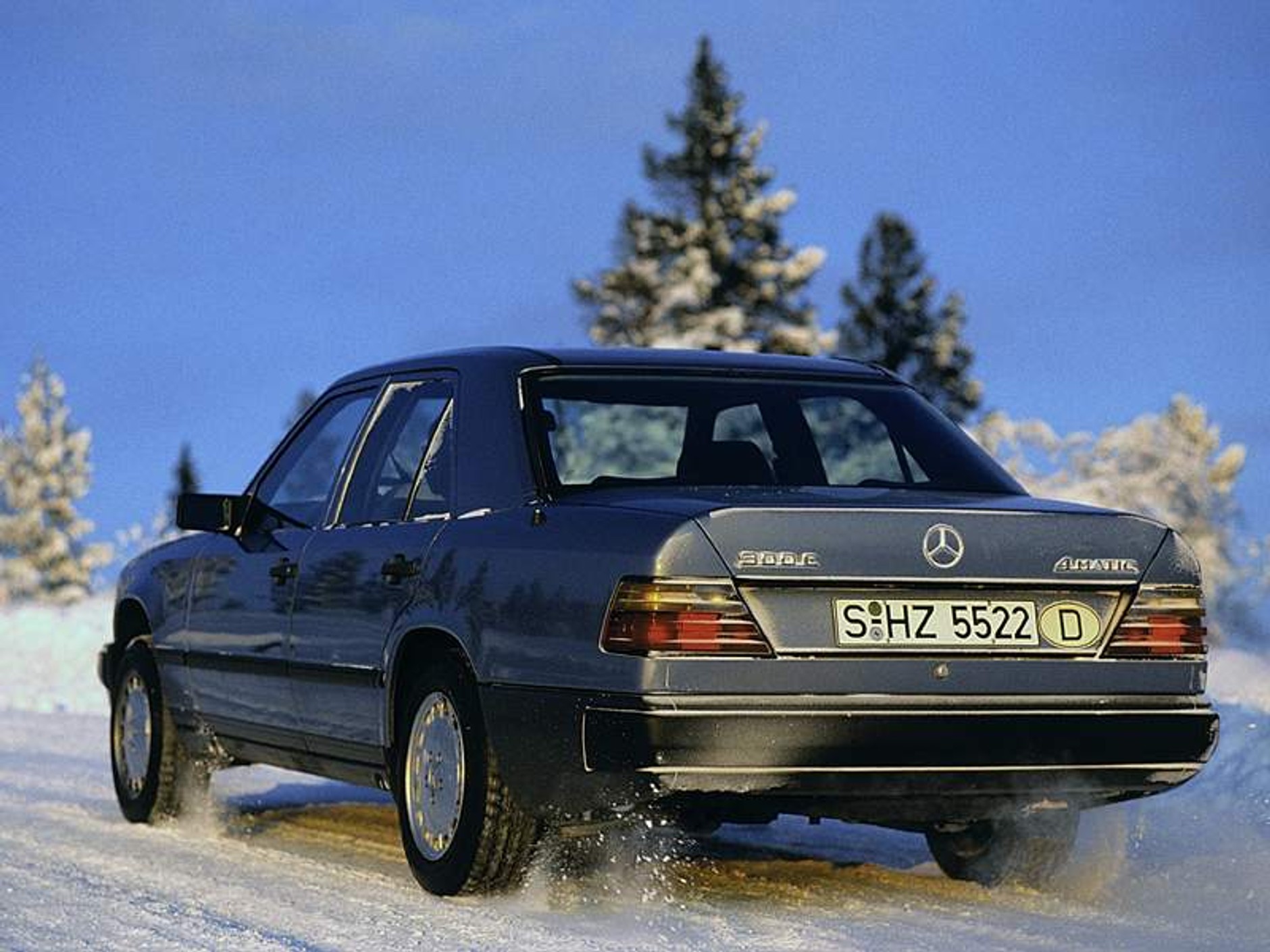 1907-2007: 100-letni jubileusz napędu 4x4 w autach osobowych