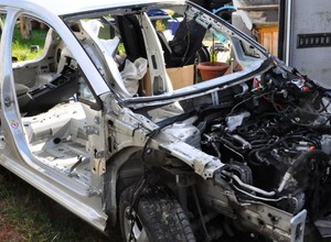 Najpierw pomógł odprowadzić swoje auto do "dziupli", a potem zgłosił jego kradzież