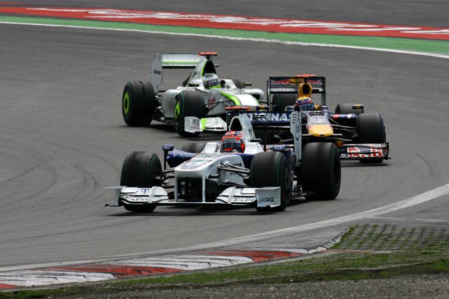 Grand Prix Niemiec 2009: rozpędzony Red Bull Racing dogania Brawn GP (fotogaleria)