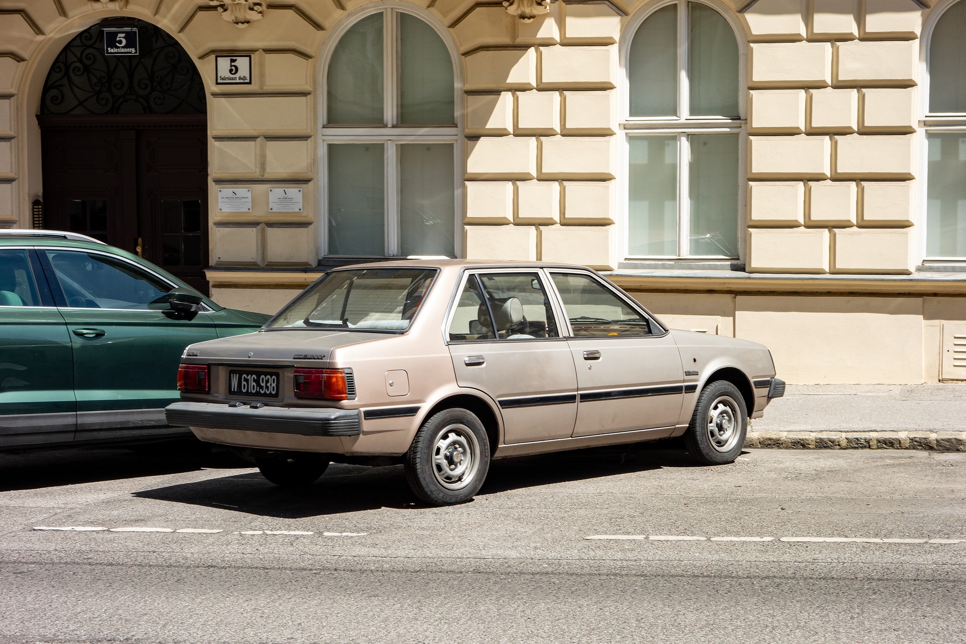 Nissan Suny: hit z Pewexu