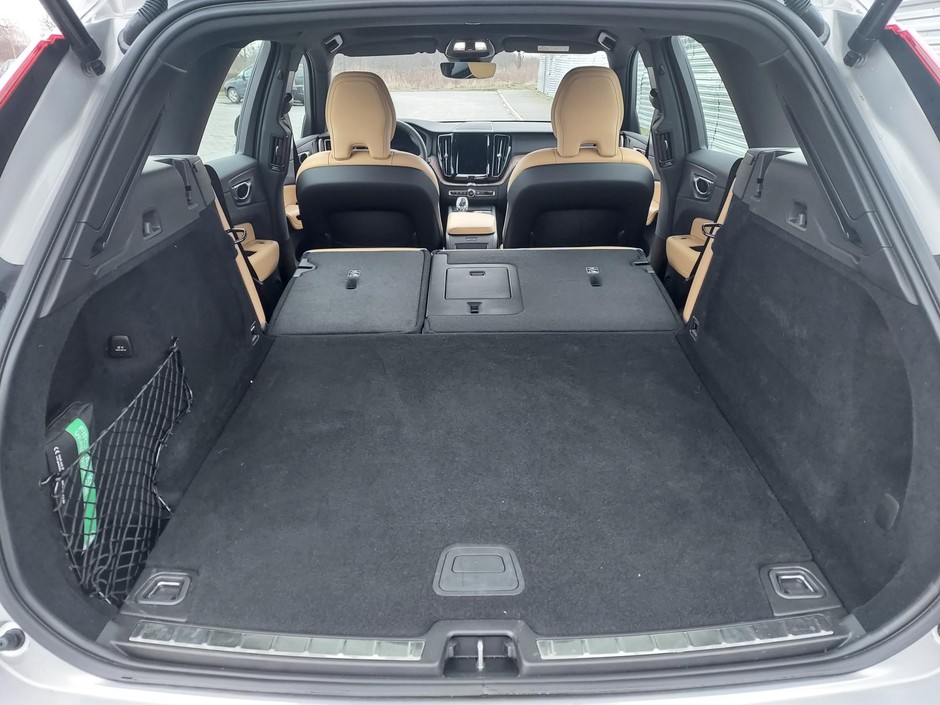 Volvo XC60 B4