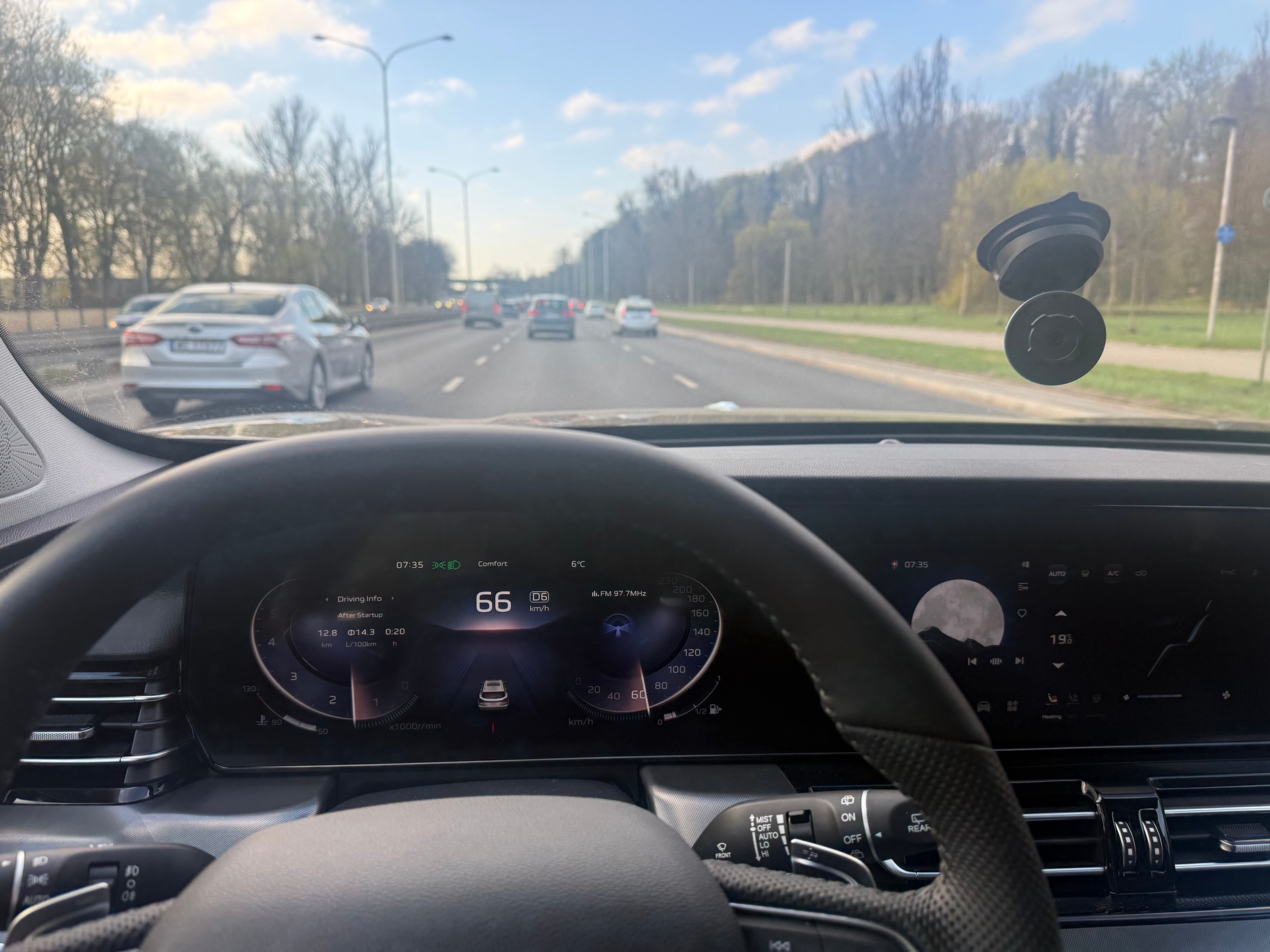 Nowe Hongqi HS5