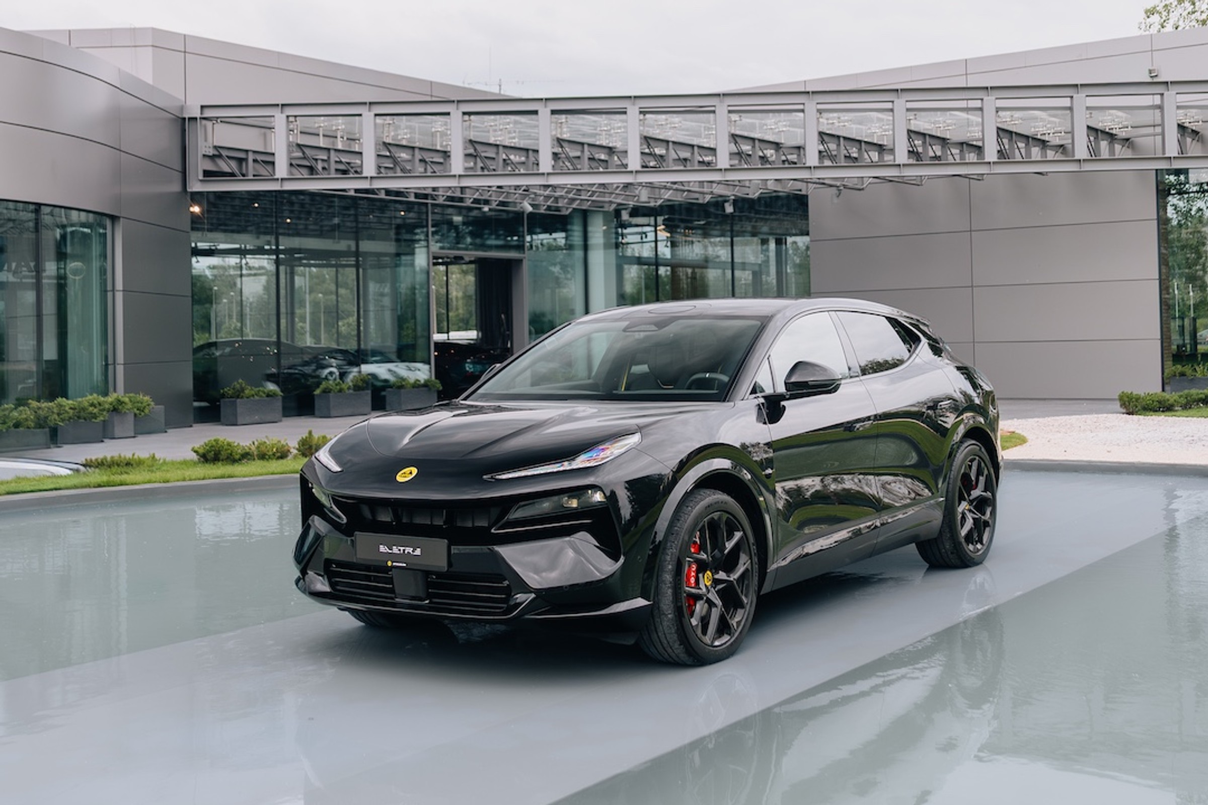 Lotus oficjalnie wraca do Polski z pełną gamą modeli