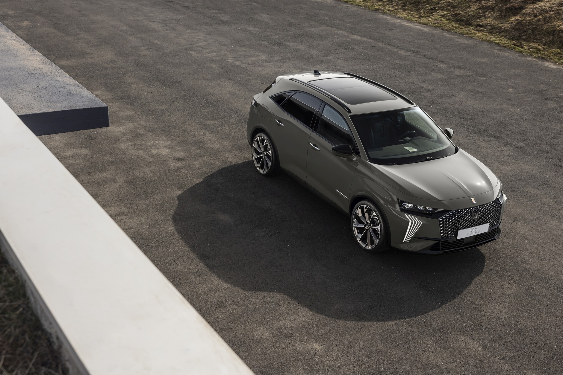 DS 7 pierwsza generacja. Lifting 2022