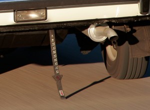 Pasek antystatyczny miało prawie każde auto. Dlaczego je wycofano?