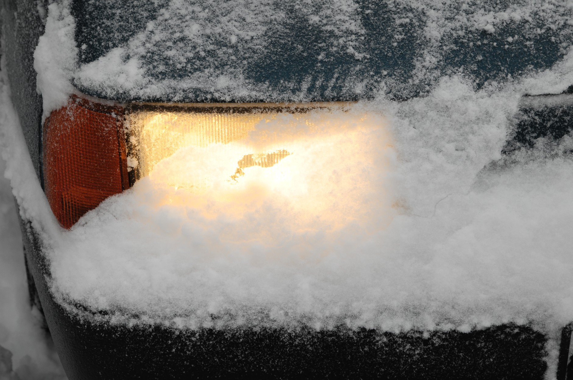 Przed rozpoczęciem jazdy reflektory muszą być czyste