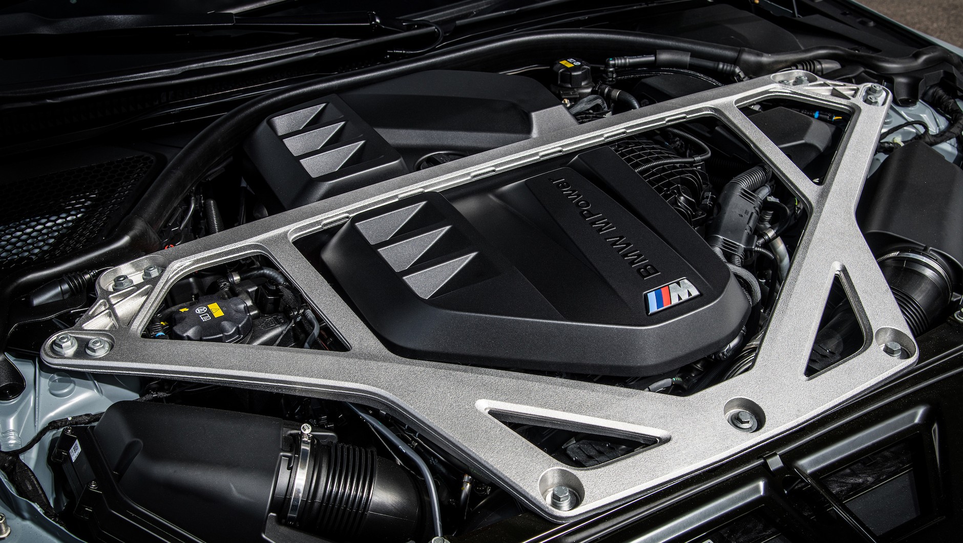 BMW M4 CSL