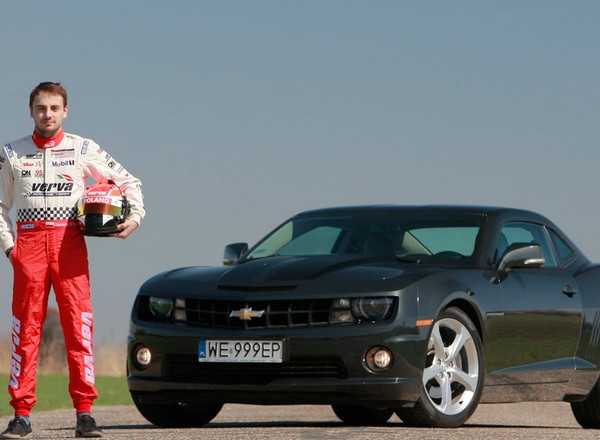Kuba Giermaziak testuje dla nas Chevroleta Camaro
