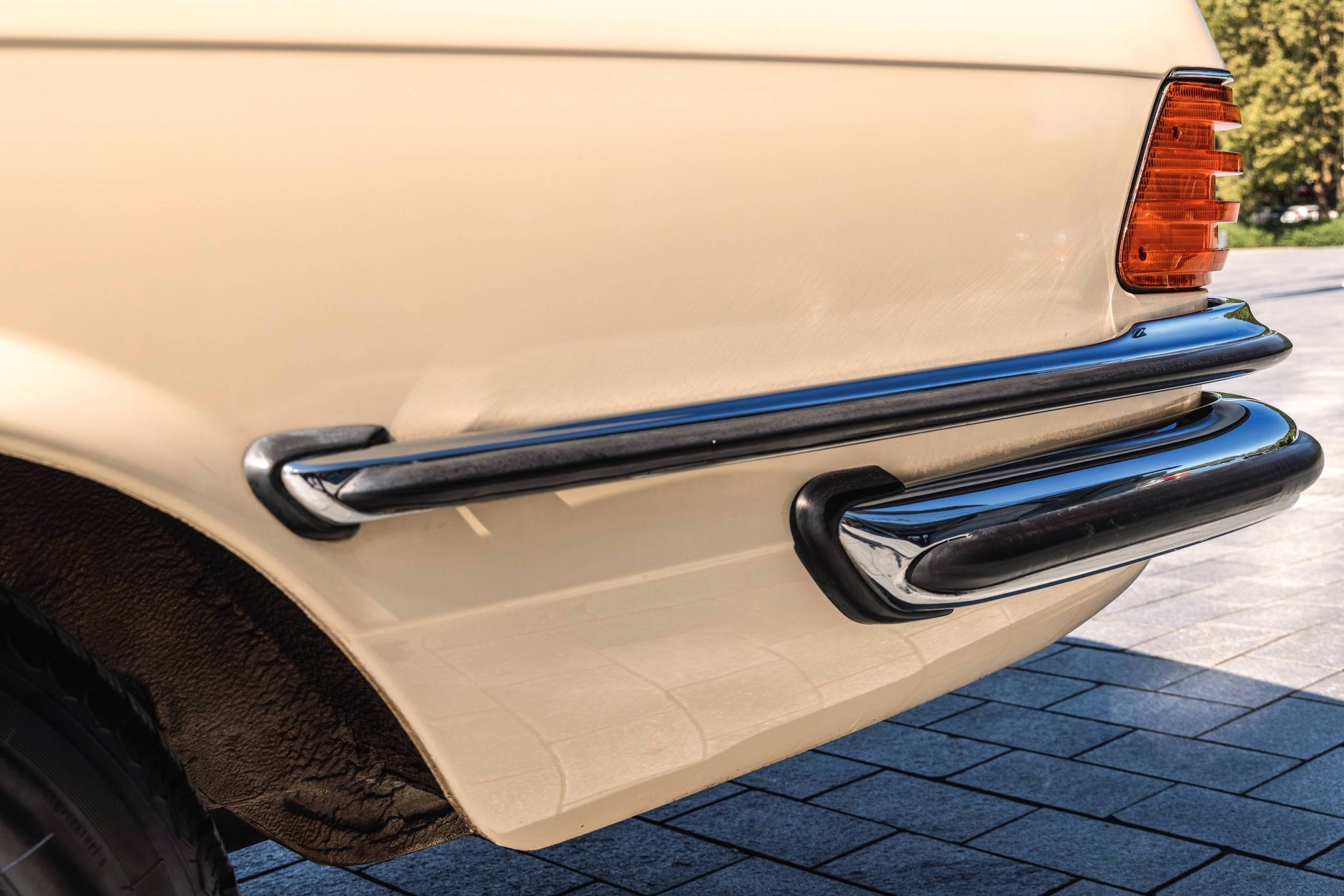 Mercedes klasy S W116 280 SE