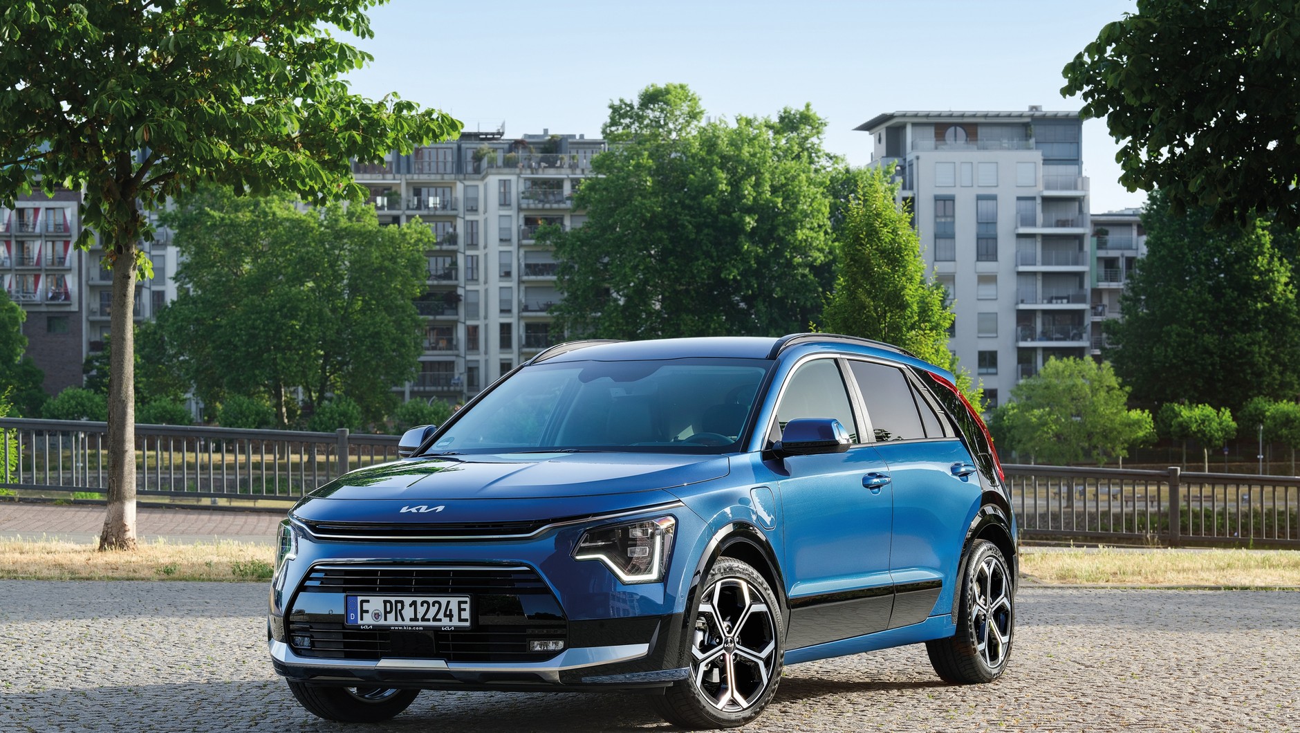 Kia Niro II należy do najlepiej wyglądających kompaktowych SUV-ów.