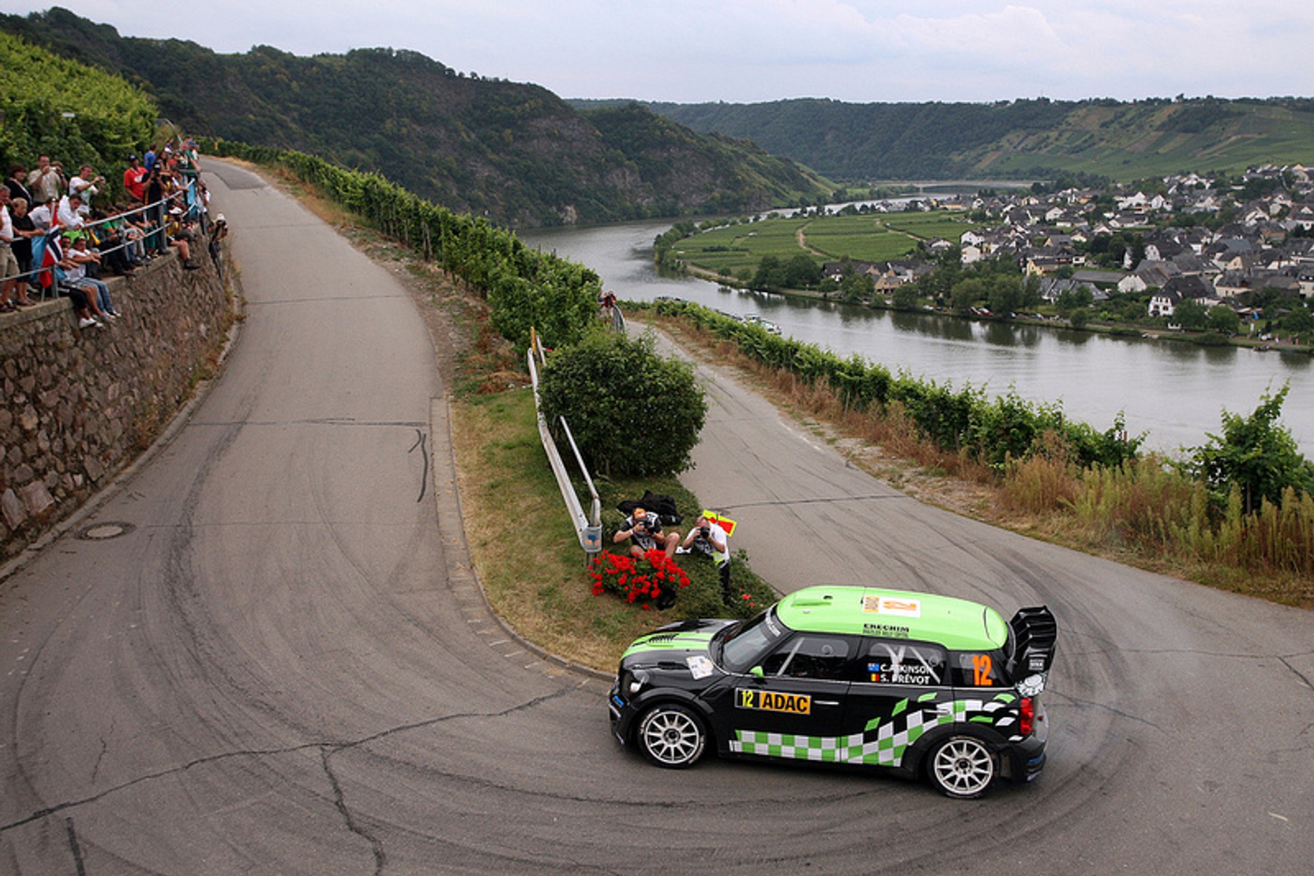 Jari-Mati Latvala triumfował w Rajdzie Wielkiej Brytanii 2012