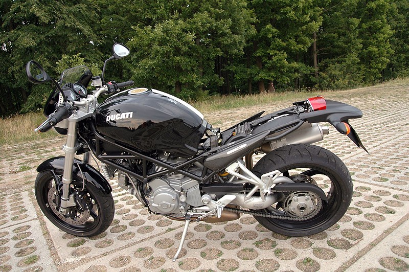 Ducati Monster S2R 1000: stary znajomy (test)