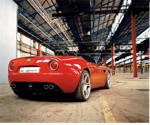 Alfa Romeo 8C Competizione Spider - Ferrari od Alfy