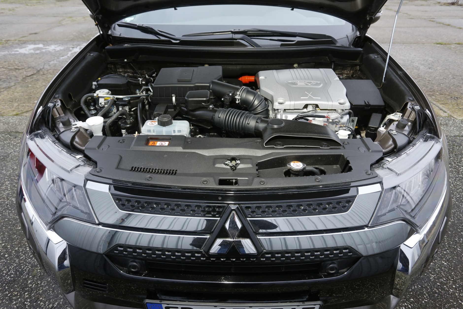 Mitsubishi Outlander PHEV 2020