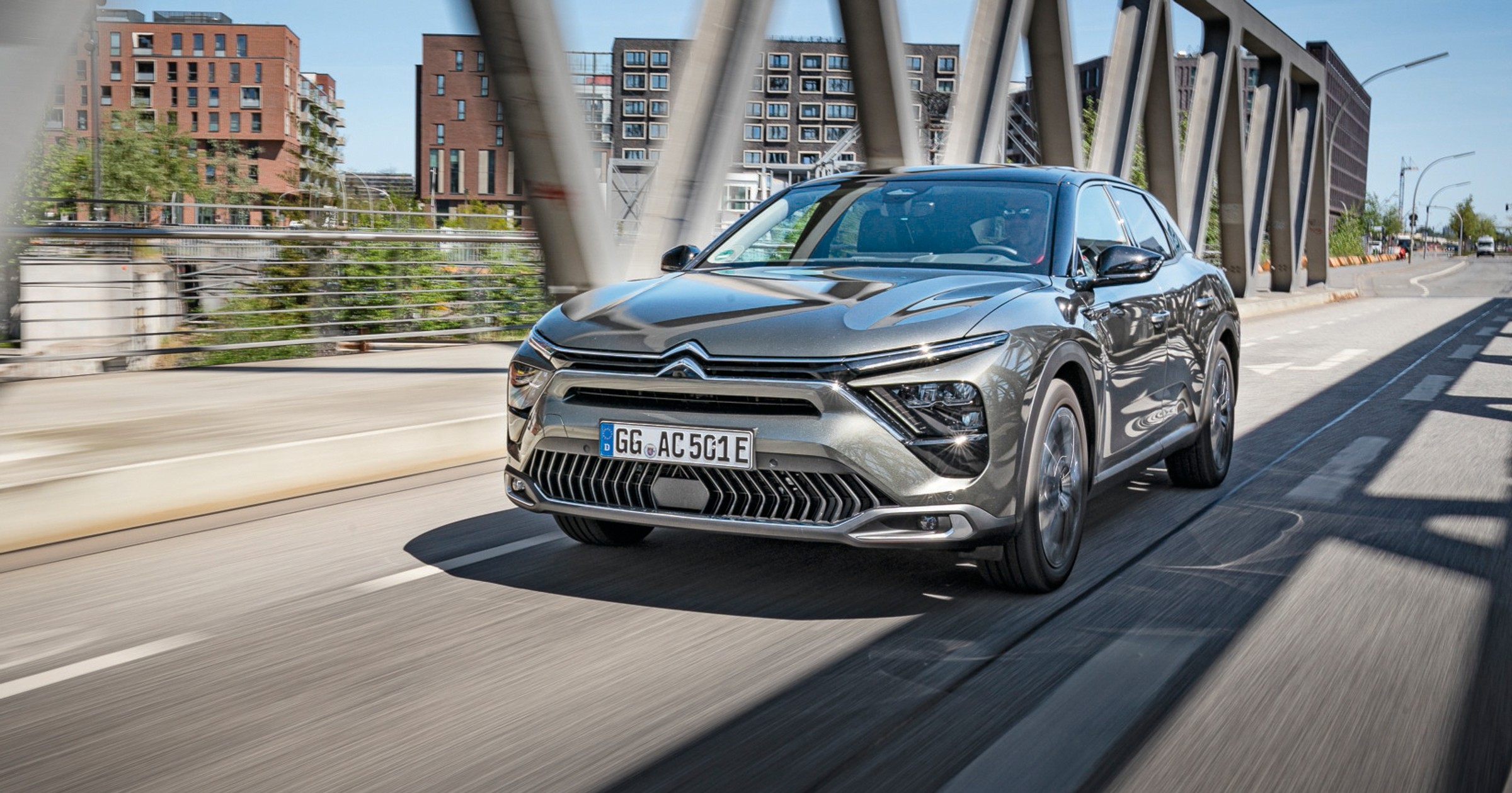 Citroen C5 X PHEV 225