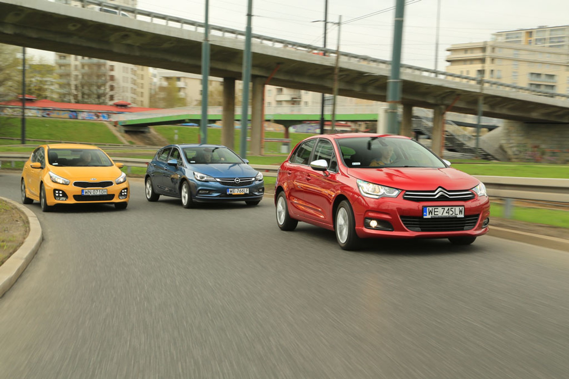 Kia Cee'd kontra Opel Astra i Citroen C4