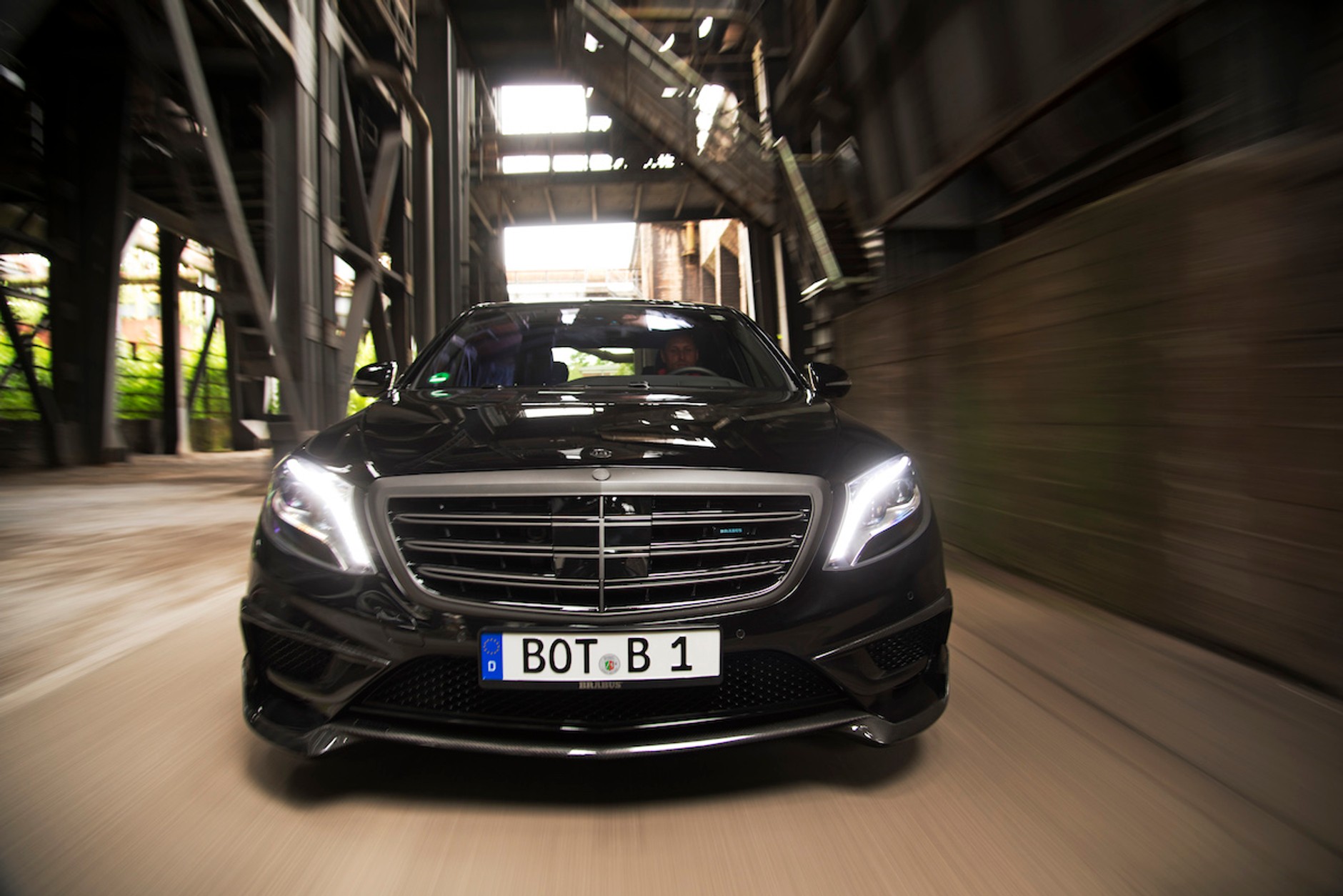 Smart Brabus kontra Brabus Rocket 900 - Proca i rakieta