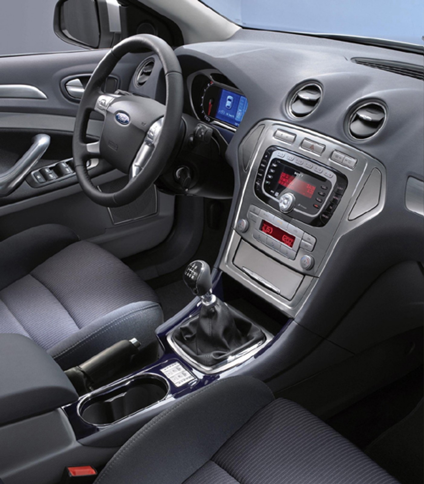 Ford Mondeo - Celna riposta