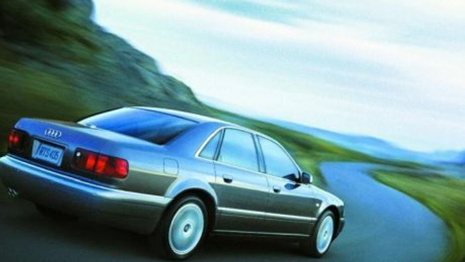 Audi S8 - Kanclerska rakieta