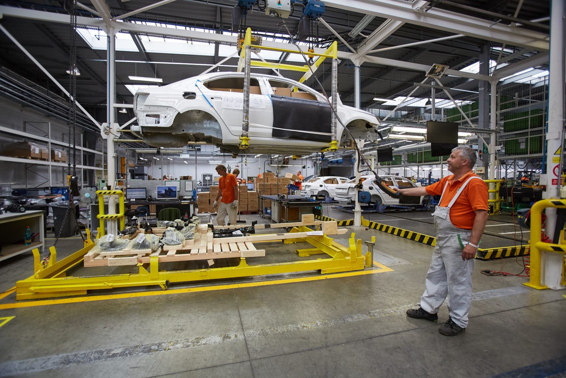 Skoda - jak transportuje się auta na drugi kontynent