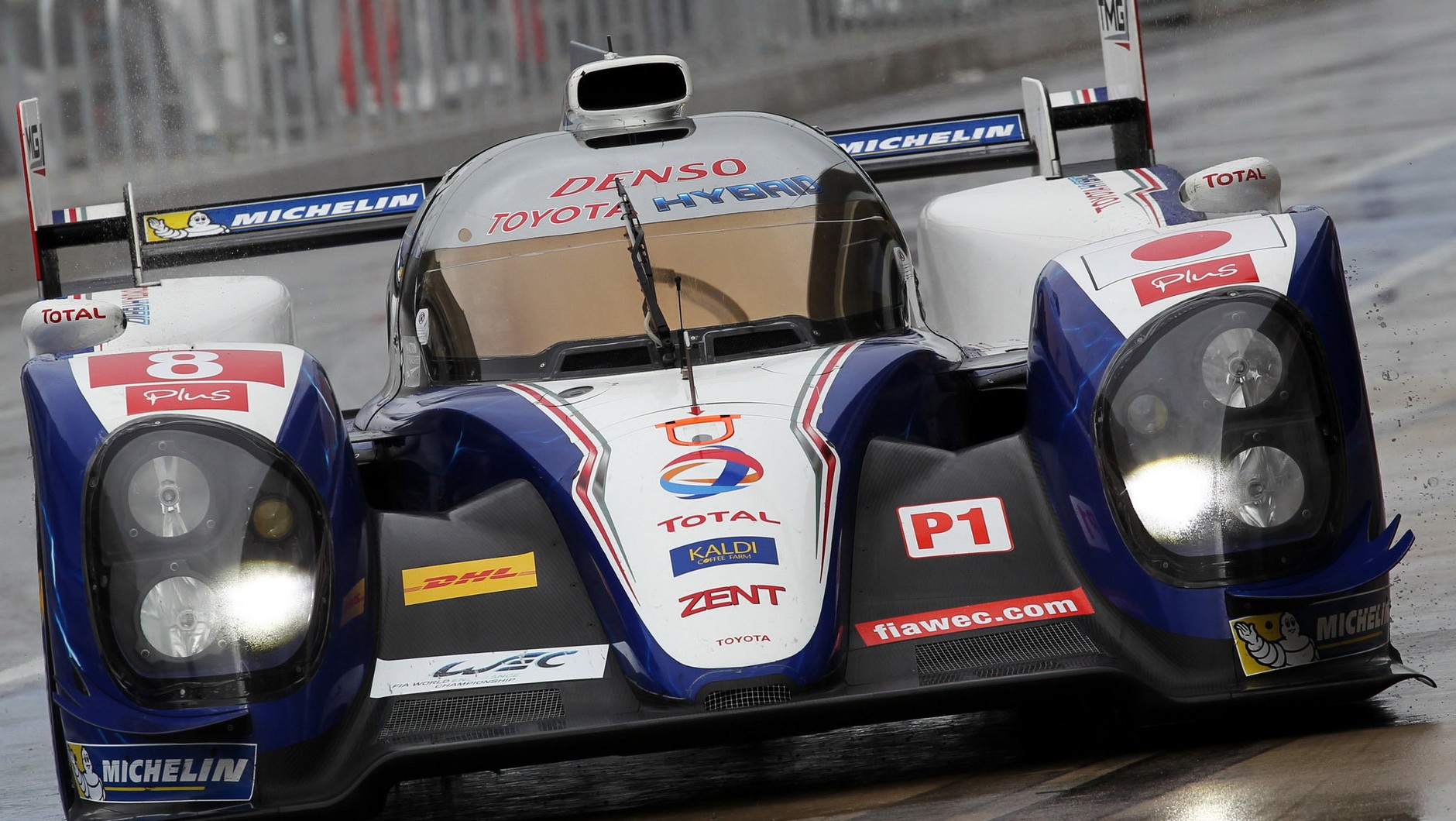 Toyota TS040 Hybrid