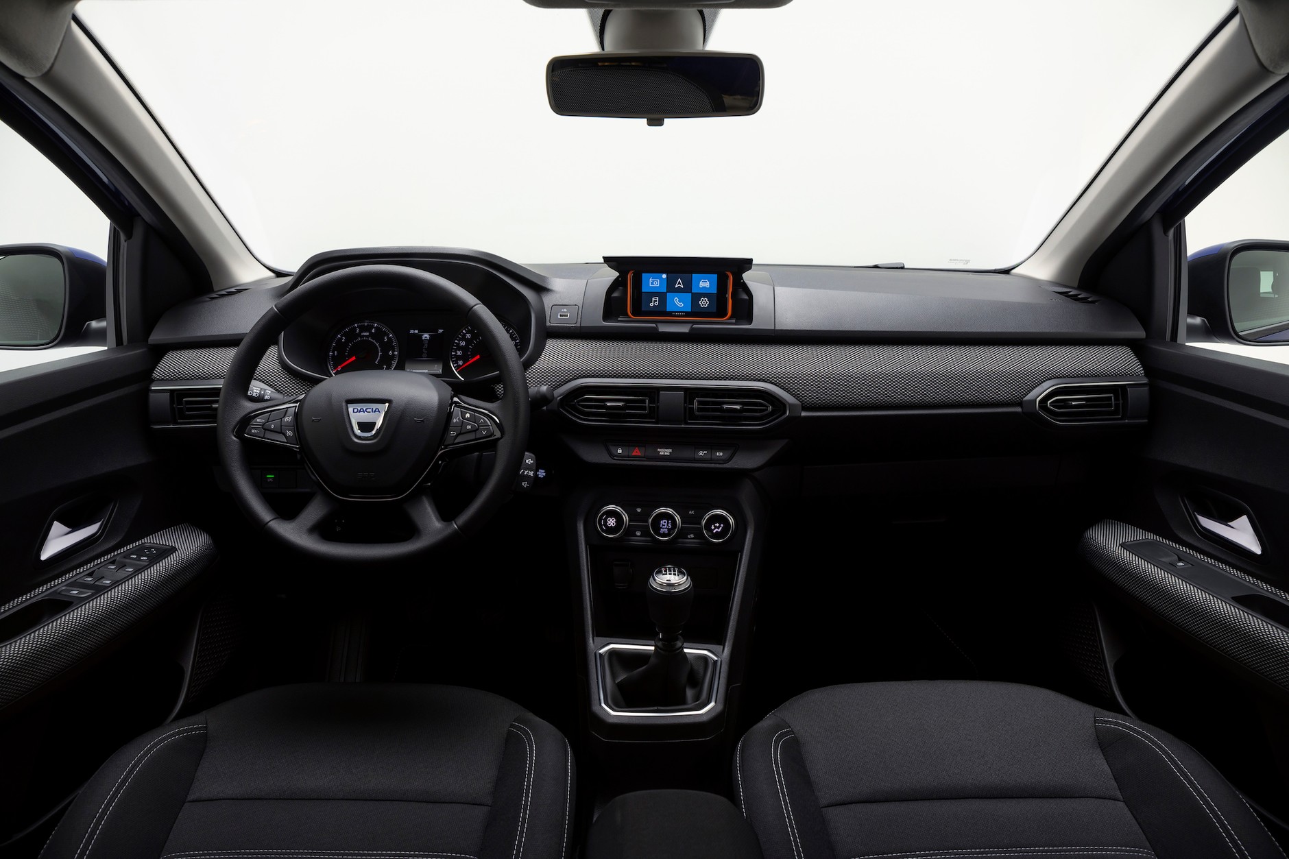 Nowa Dacia Sandero – wnętrze