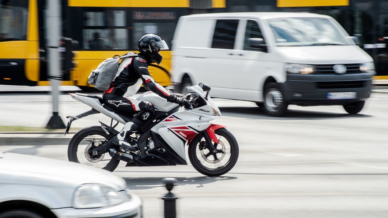 Kierujący motocyklami stanowią duży odsetek wśród ofiar śmiertelnych wypadków drogowych w Warszawie