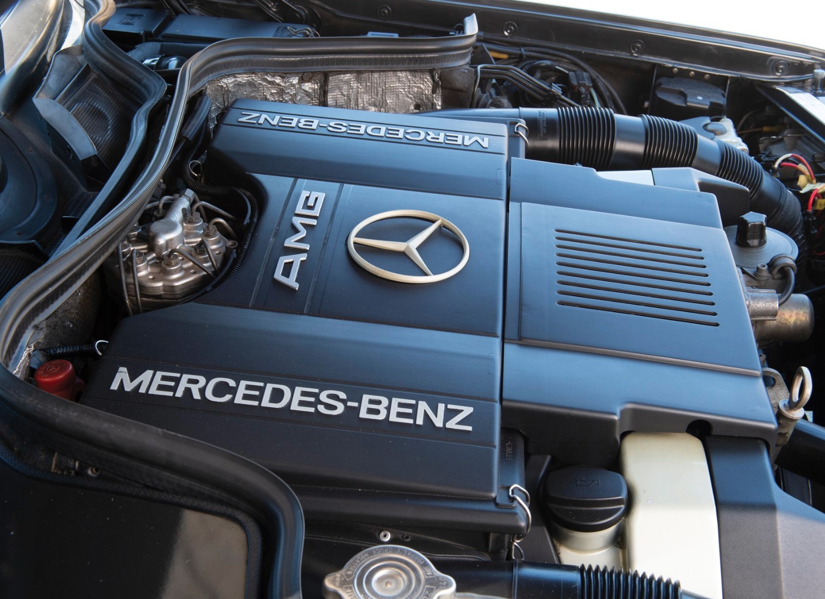 Mercedes 300 CE 6.0 AMG