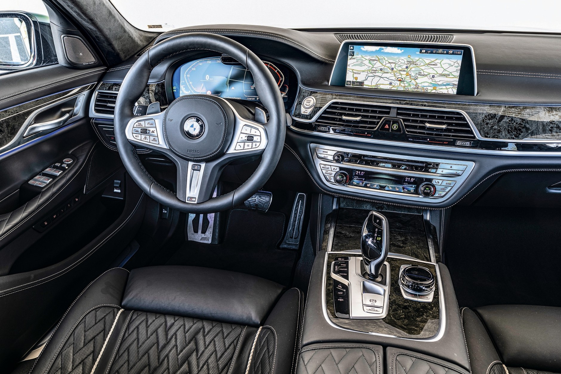 Mercedes S 500 BMW 750i 2021