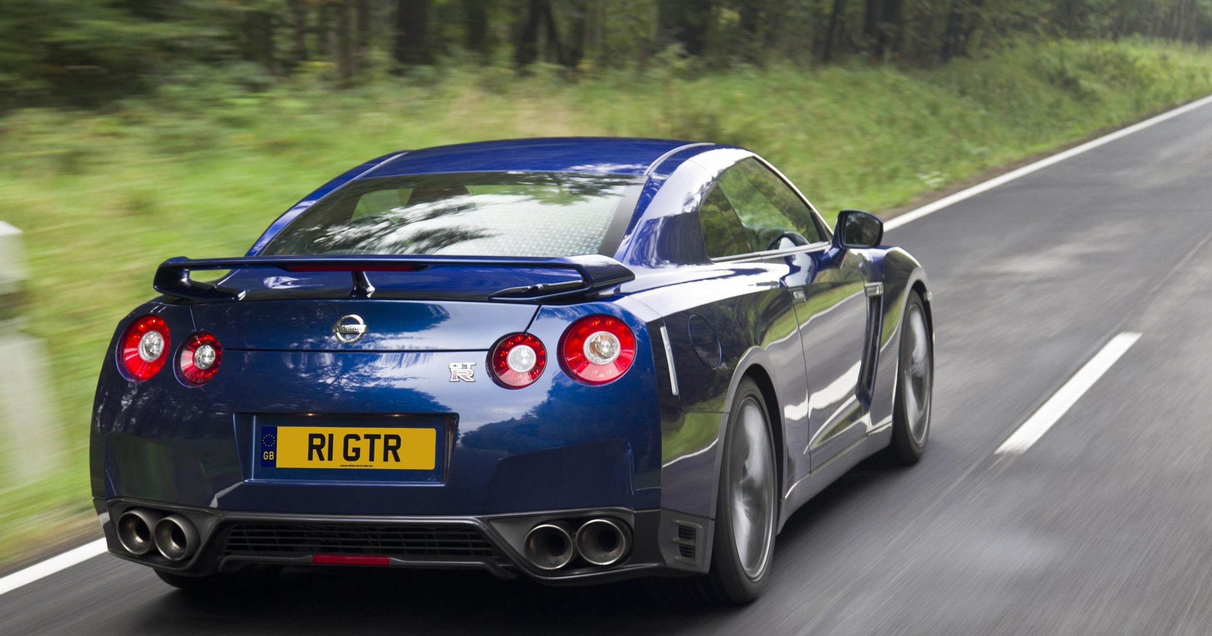Nissan GT-R