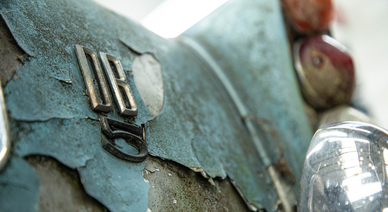 Kupił auto za 900 funtów i dzięki temu stał się milionerem. Właściciel miał świetne wyczucie 