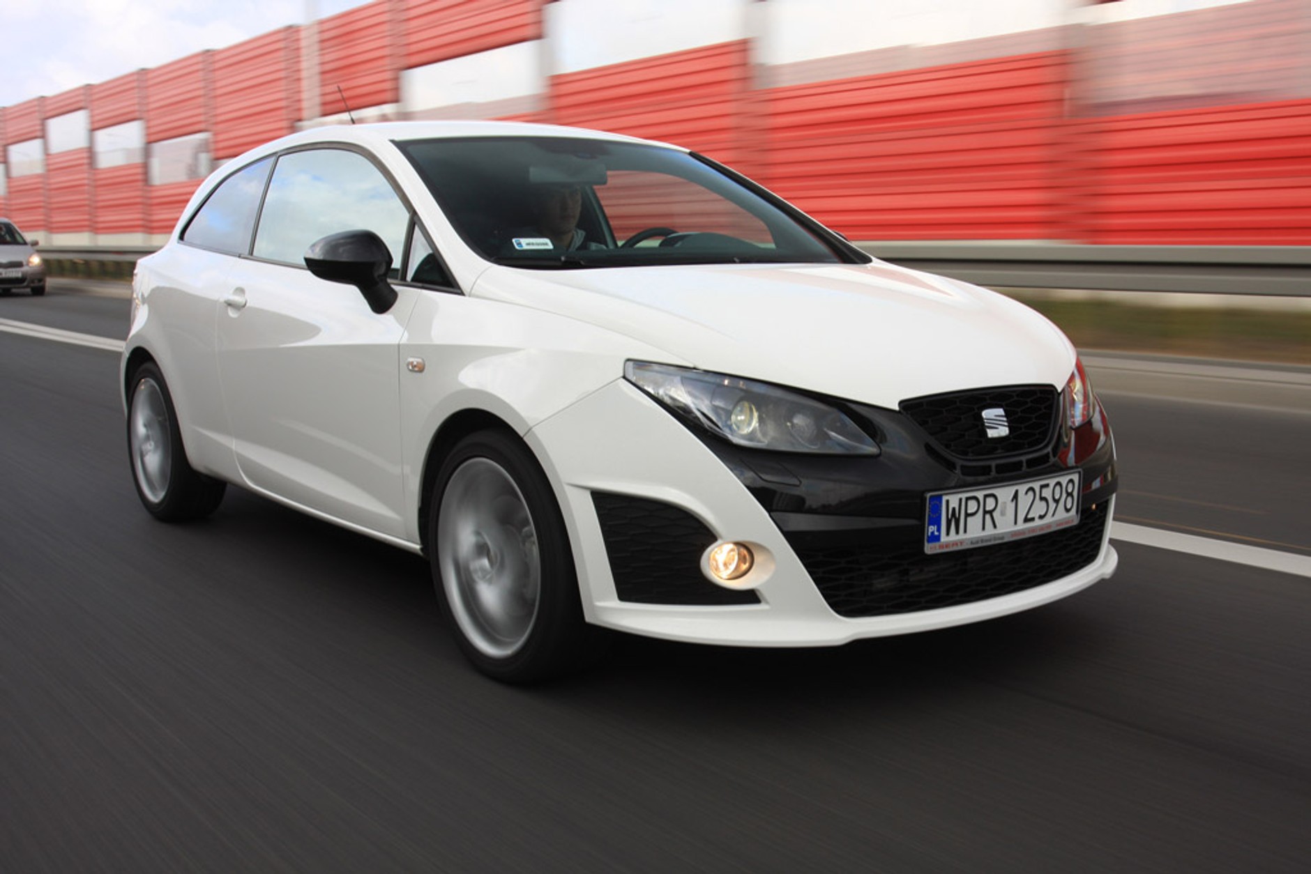 Seat Ibiza Bocanegra: Cupra  z czarnym "dziobem"
