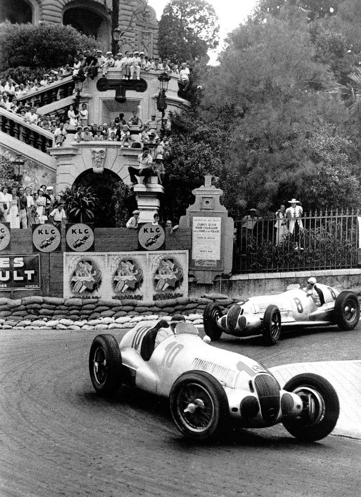 Mercedes-Benz: srebrne strzały w okresie przedwojennym