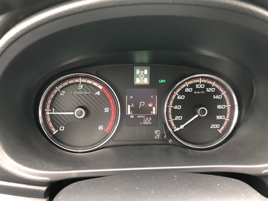 Mitsubishi L200 Black Edition